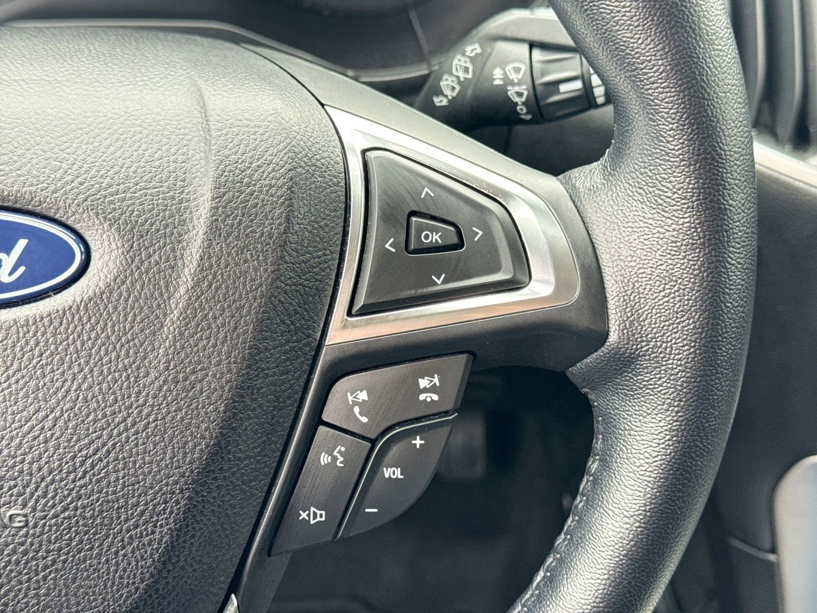 Certified 2023 Ford Edge SEL w/ Convenience Package image 27