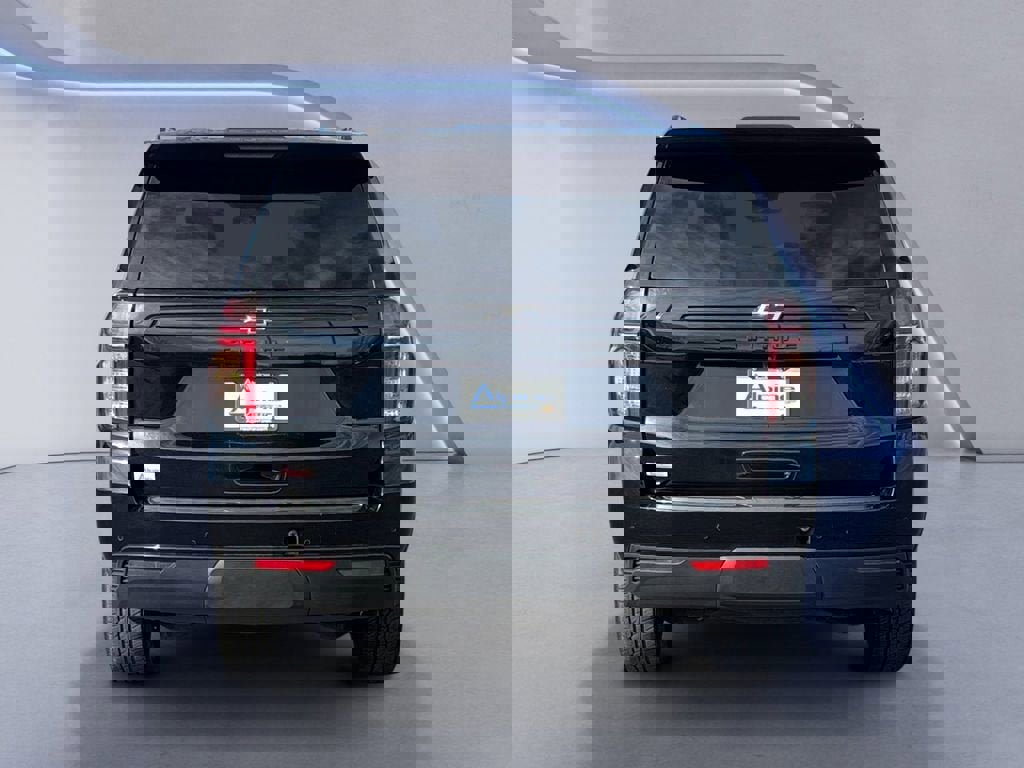 Used 2023 Chevrolet Tahoe Z71 w/ Luxury Package image 4