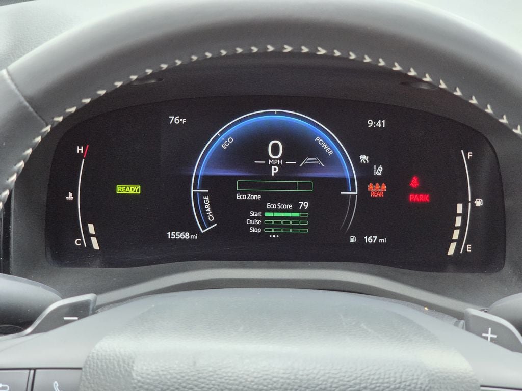 Used 2025 Toyota Camry SE w/ Convenience Package FWD image 16