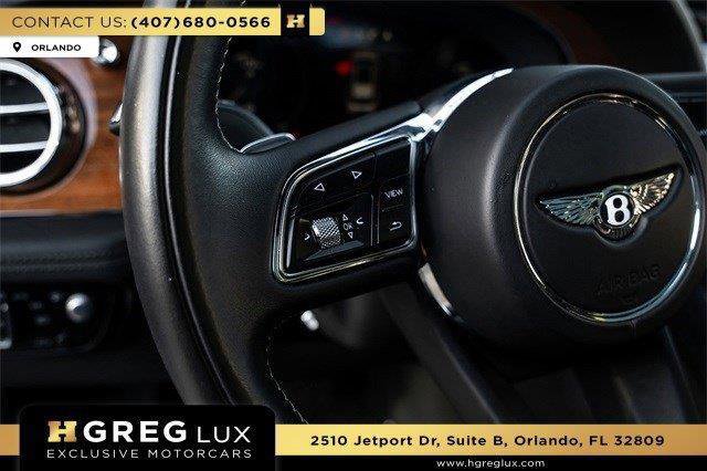 Used 2022 Bentley Bentayga AWD/4WD image 38
