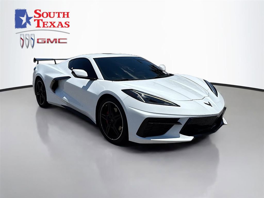 Used 2022 Chevrolet Corvette Stingray Coupe w/ 1LT RWD image 1
