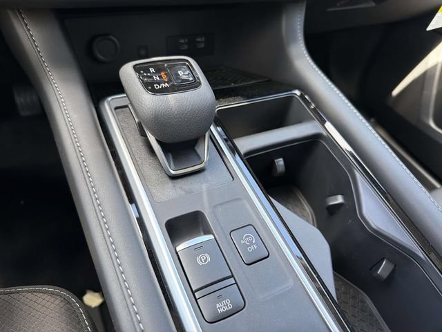 New 2026 Nissan Pathfinder SL AWD/4WD image 21