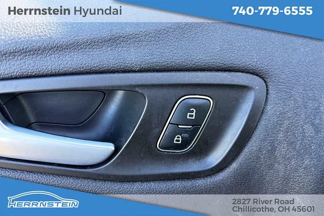 Used 2019 Ford Escape SE AWD/4WD image 16