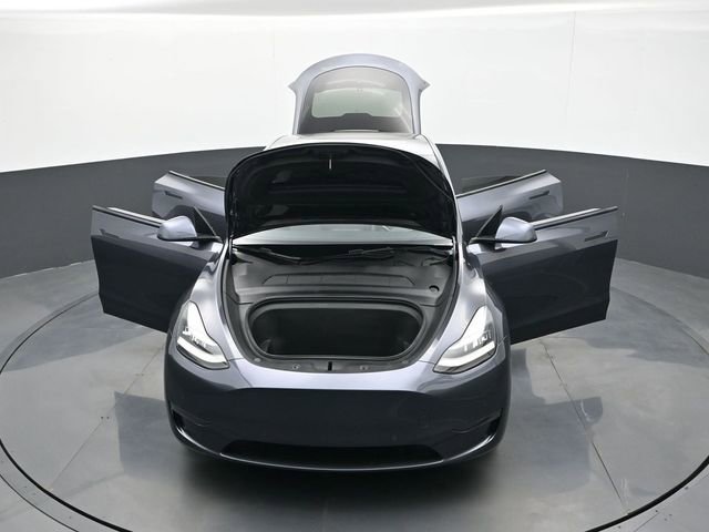 Used 2021 Tesla Model Y Long Range image 30
