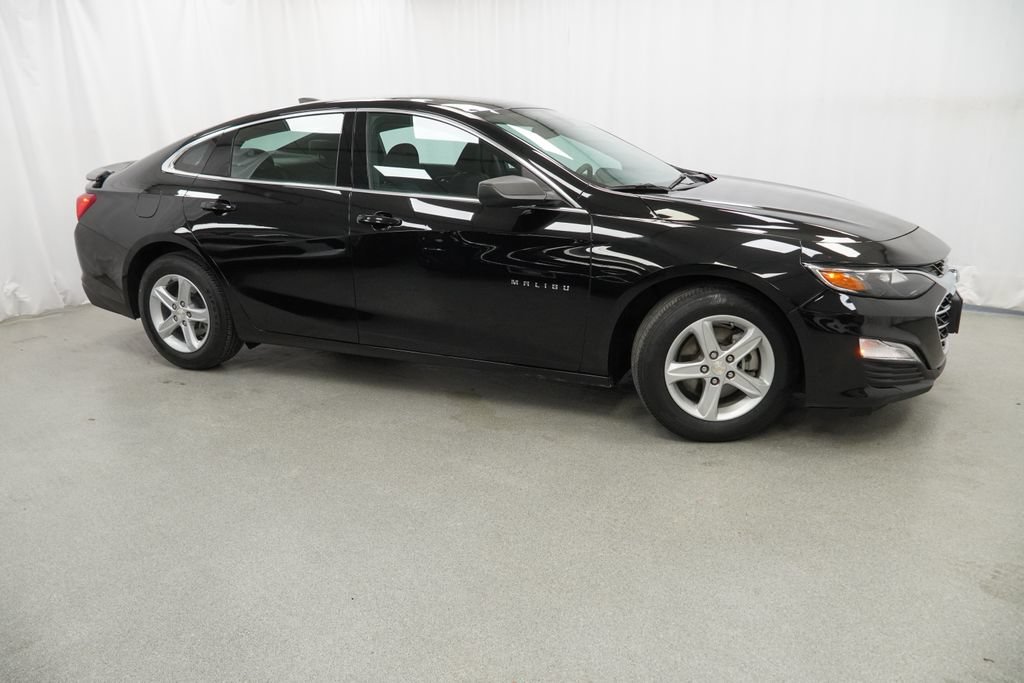 Used 2022 Chevrolet Malibu LS FWD image 10