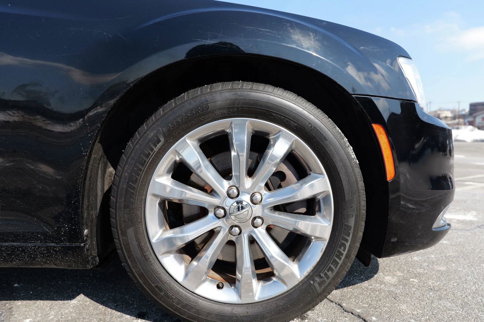 Used 2018 Chrysler 300 Limited image 13