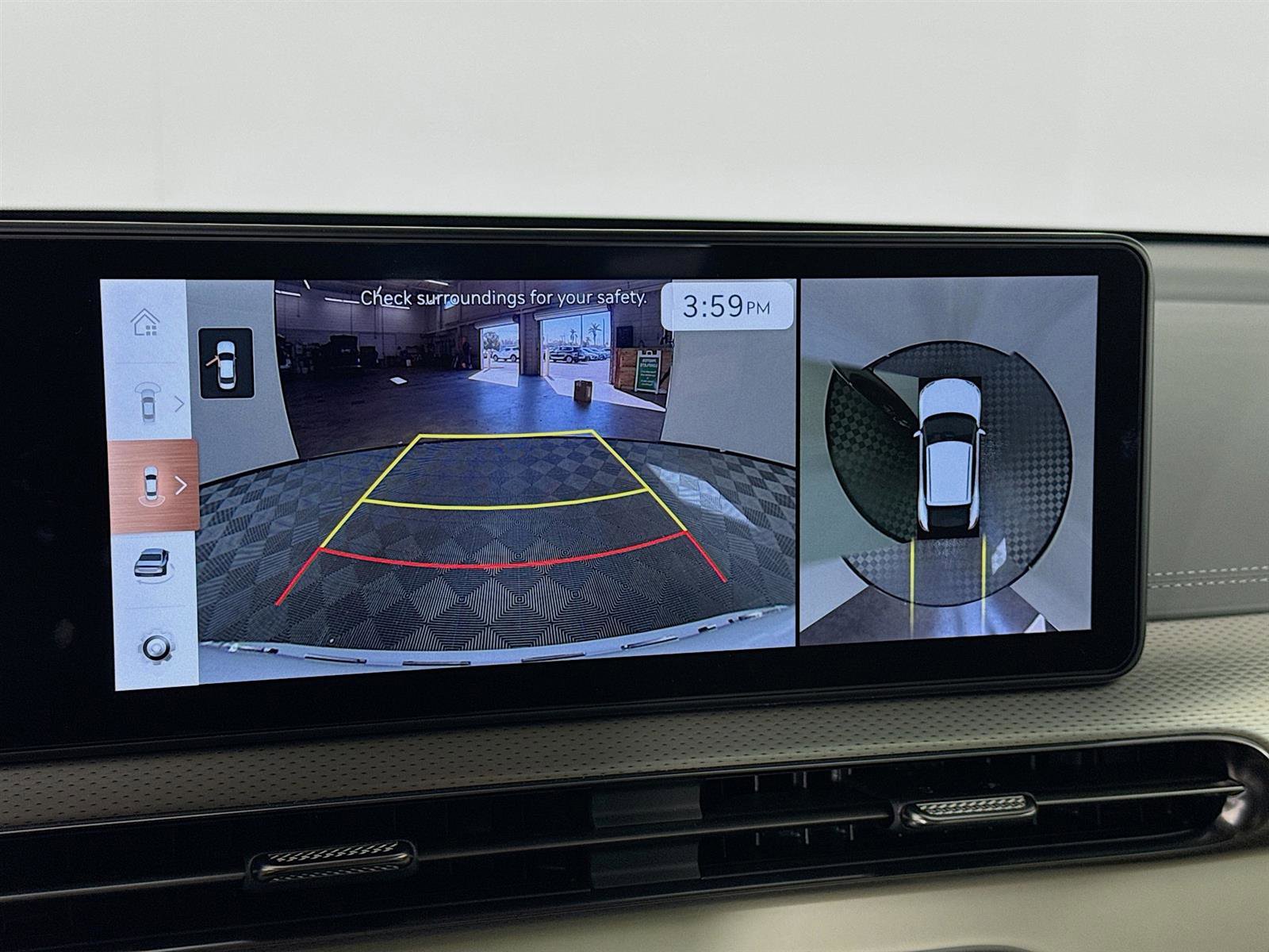 New 2024 Genesis GV60 Performance image 17