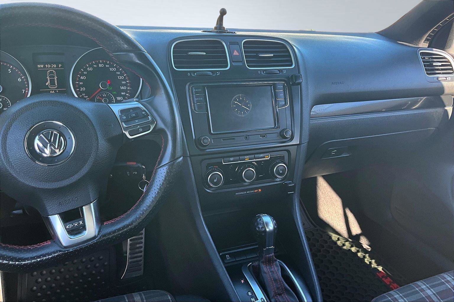 Used 2014 Volkswagen GTI Wolfsburg Edition image 6