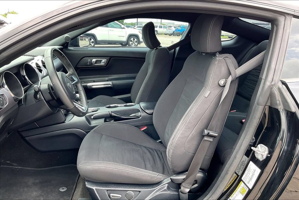 Used 2016 Ford Mustang GT RWD image 16