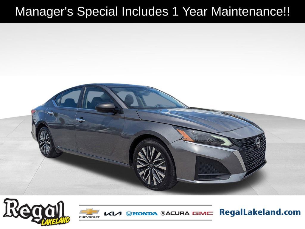 Used 2024 Nissan Altima 2.5 SV