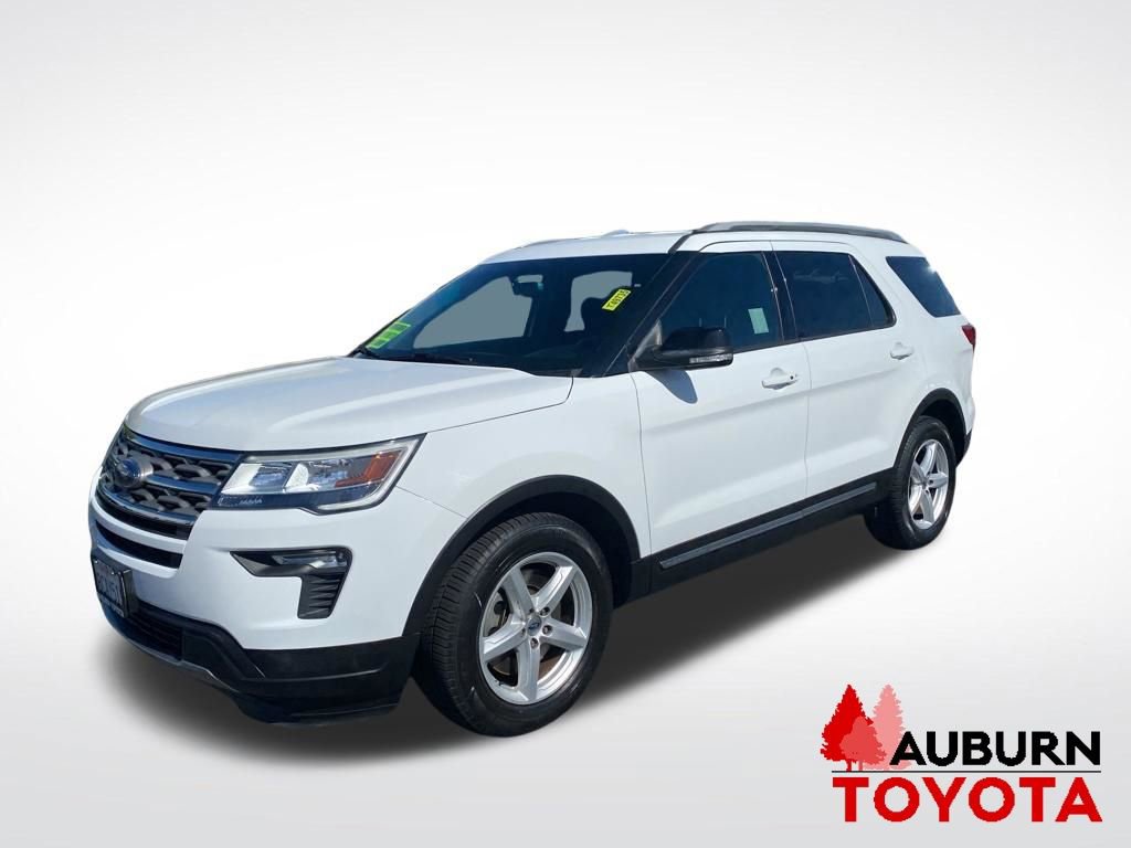 Used 2018 Ford Explorer XLT w/ Equipment Group 201A FWD image 3
