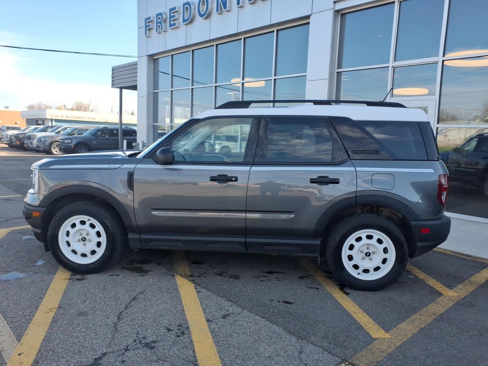 Used 2023 Ford Bronco Sport Heritage AWD/4WD image 2