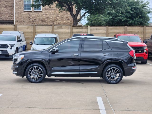 Used 2024 GMC Terrain Denali w/ Black Diamond Edition AWD/4WD image 13