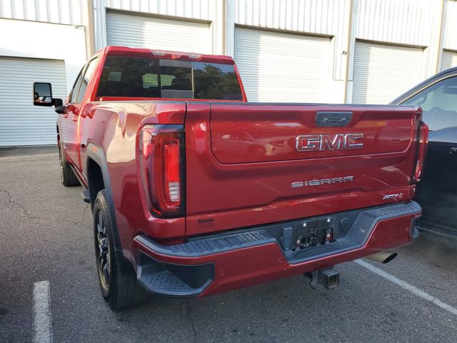 Used 2022 GMC Sierra 2500 AT4 w/ AT4 Premium Plus Package AWD/4WD image 3