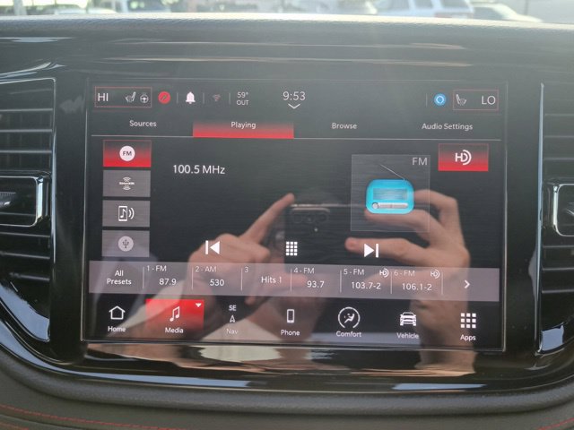 Used 2025 Dodge Durango GT AWD/4WD image 21