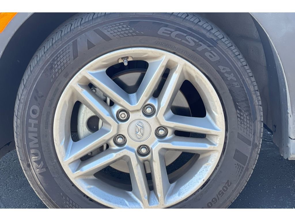 Used 2022 Hyundai Kona SE image 10