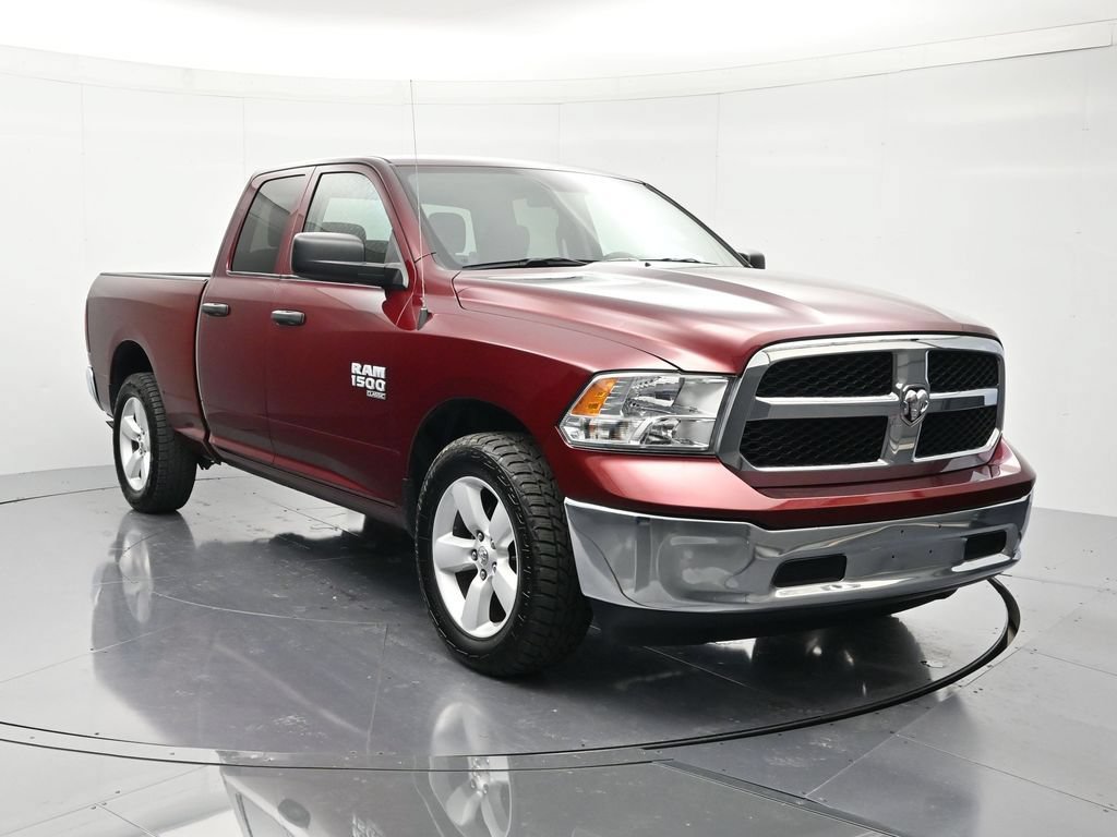 Used 2024 RAM 1500 Classic SLT AWD/4WD image 3