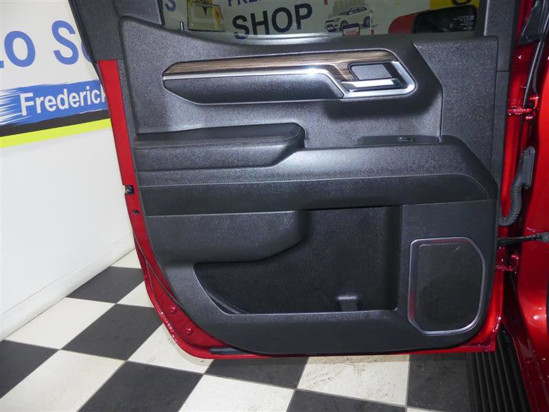 Used 2024 Chevrolet Silverado 1500 LT image 29