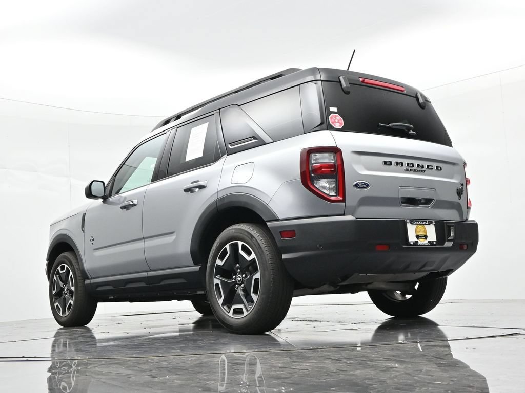 Certified 2023 Ford Bronco Sport Outer Banks w/ Tech Package AWD/4WD image 21