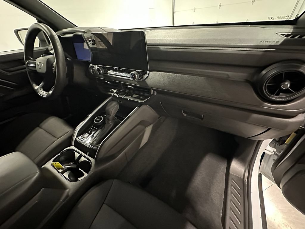 Used 2024 Chevrolet Colorado Trail Boss w/ Advanced Trailering Package AWD/4WD image 26