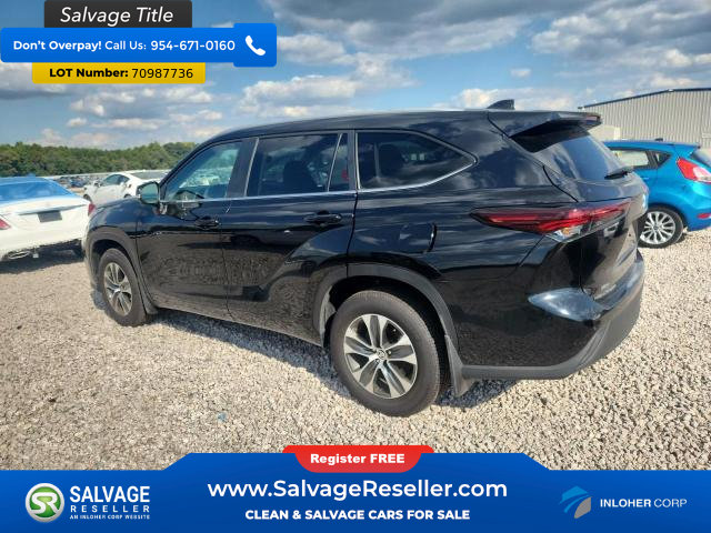 Used 2026 Toyota Highlander XLE AWD/4WD image 3