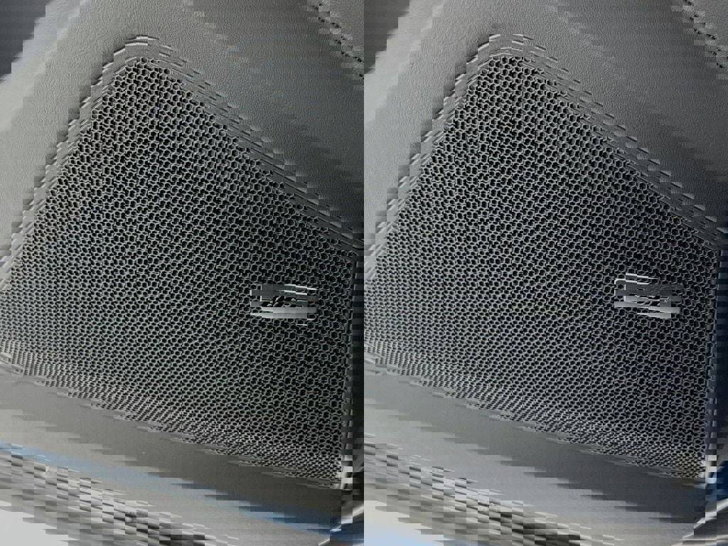 New 2026 Porsche Cayenne GTS image 12