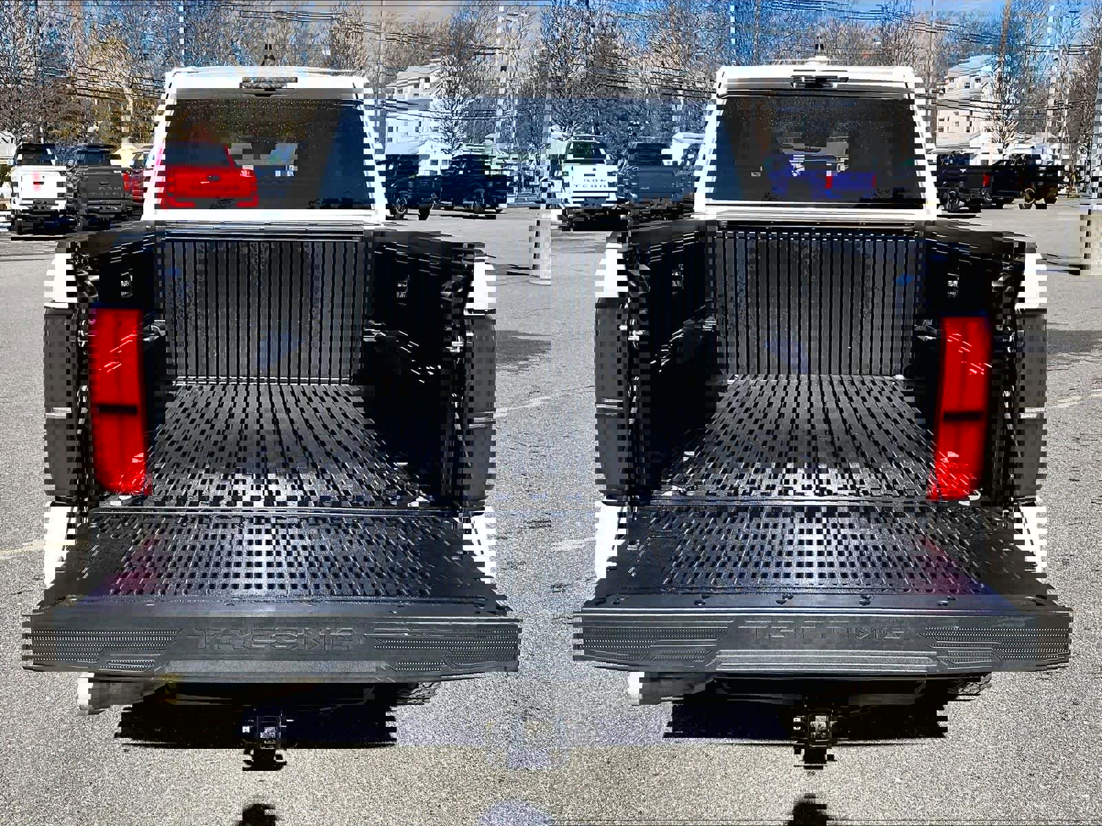 Used 2025 Toyota Tacoma TRD Off-Road image 32