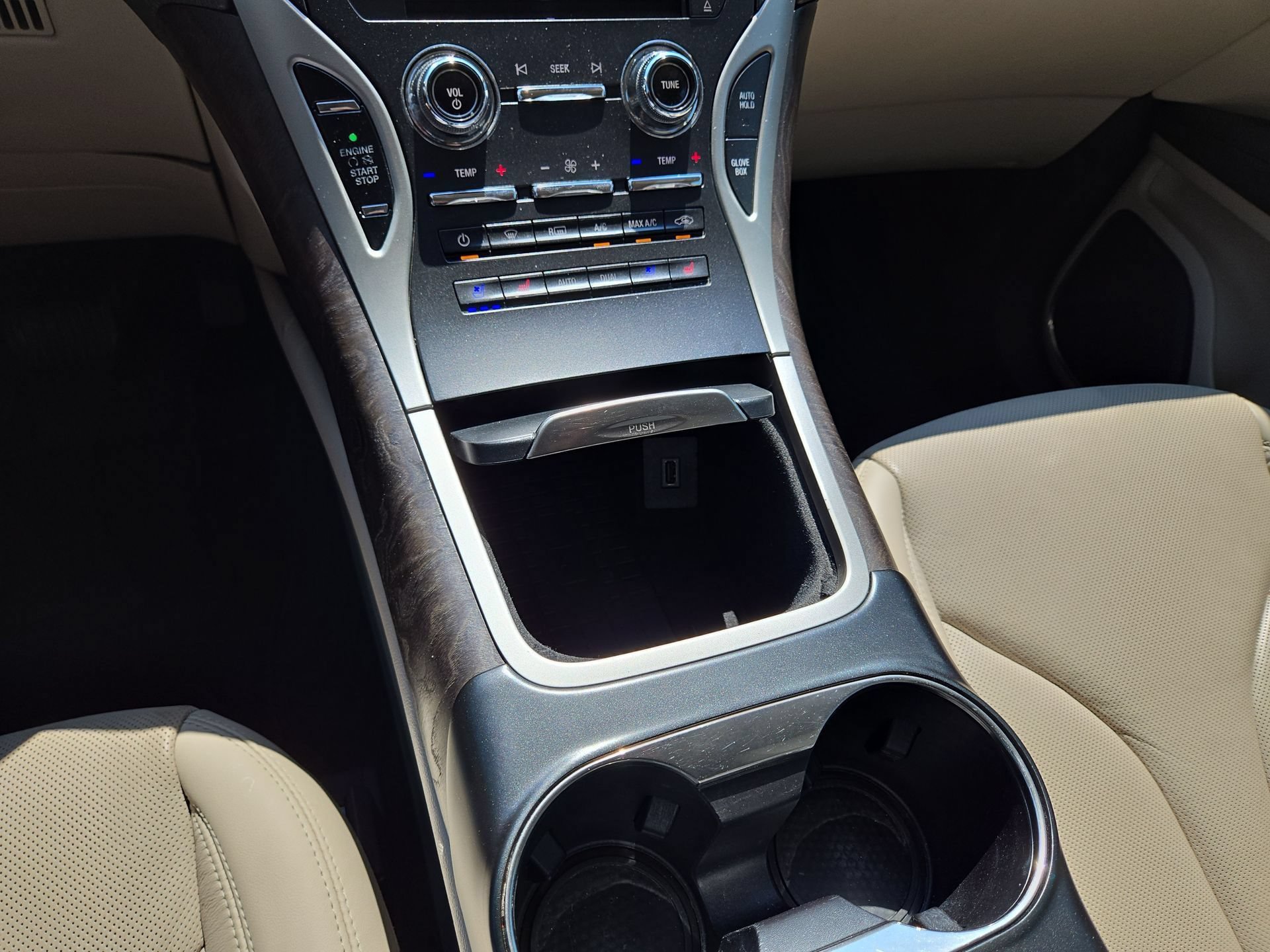 Used 2020 Lincoln Nautilus Reserve w/ Equipment Group 201A FWD image 22