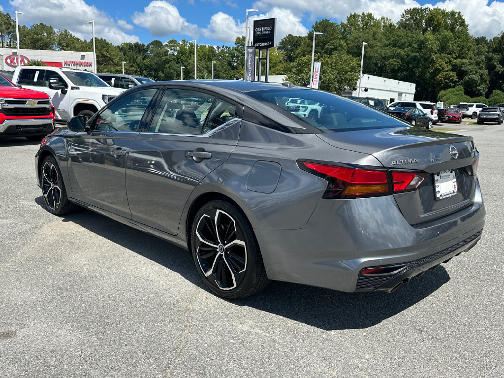 Used 2025 Nissan Altima 2.5 SR FWD image 5