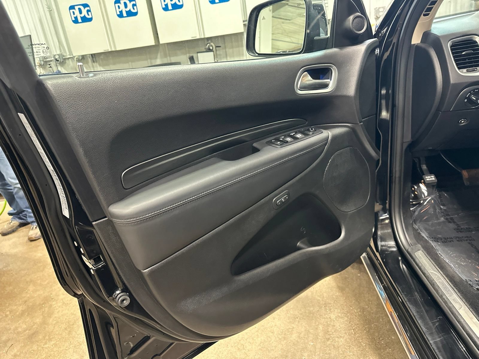 Used 2019 Dodge Durango Citadel w/ Technology Group AWD/4WD image 17