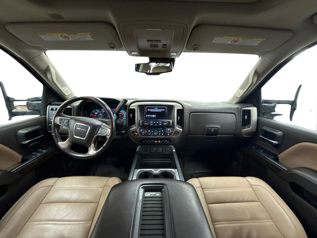 Used 2017 GMC Sierra 2500 Denali w/ Duramax Plus Package AWD/4WD image 18