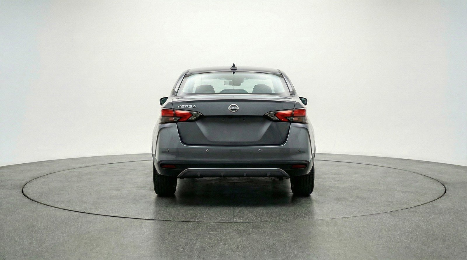 Used 2025 Nissan Versa SV image 7