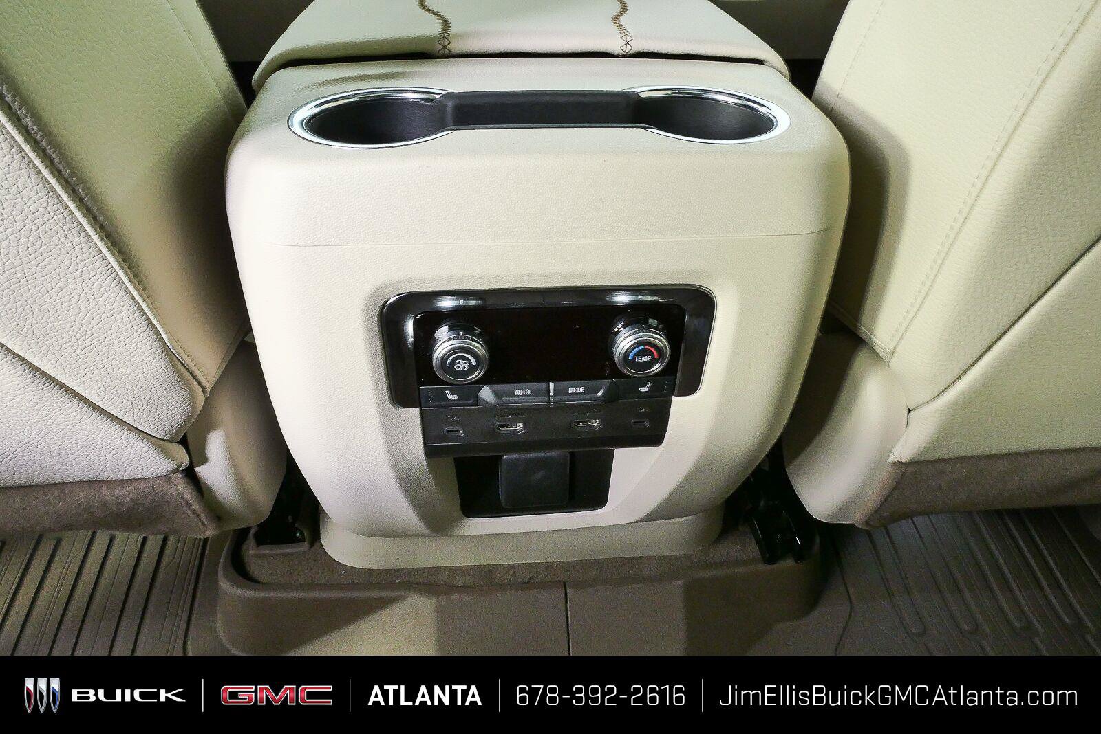 New 2027 GMC Yukon Denali w/ Denali Reserve Package AWD/4WD image 16