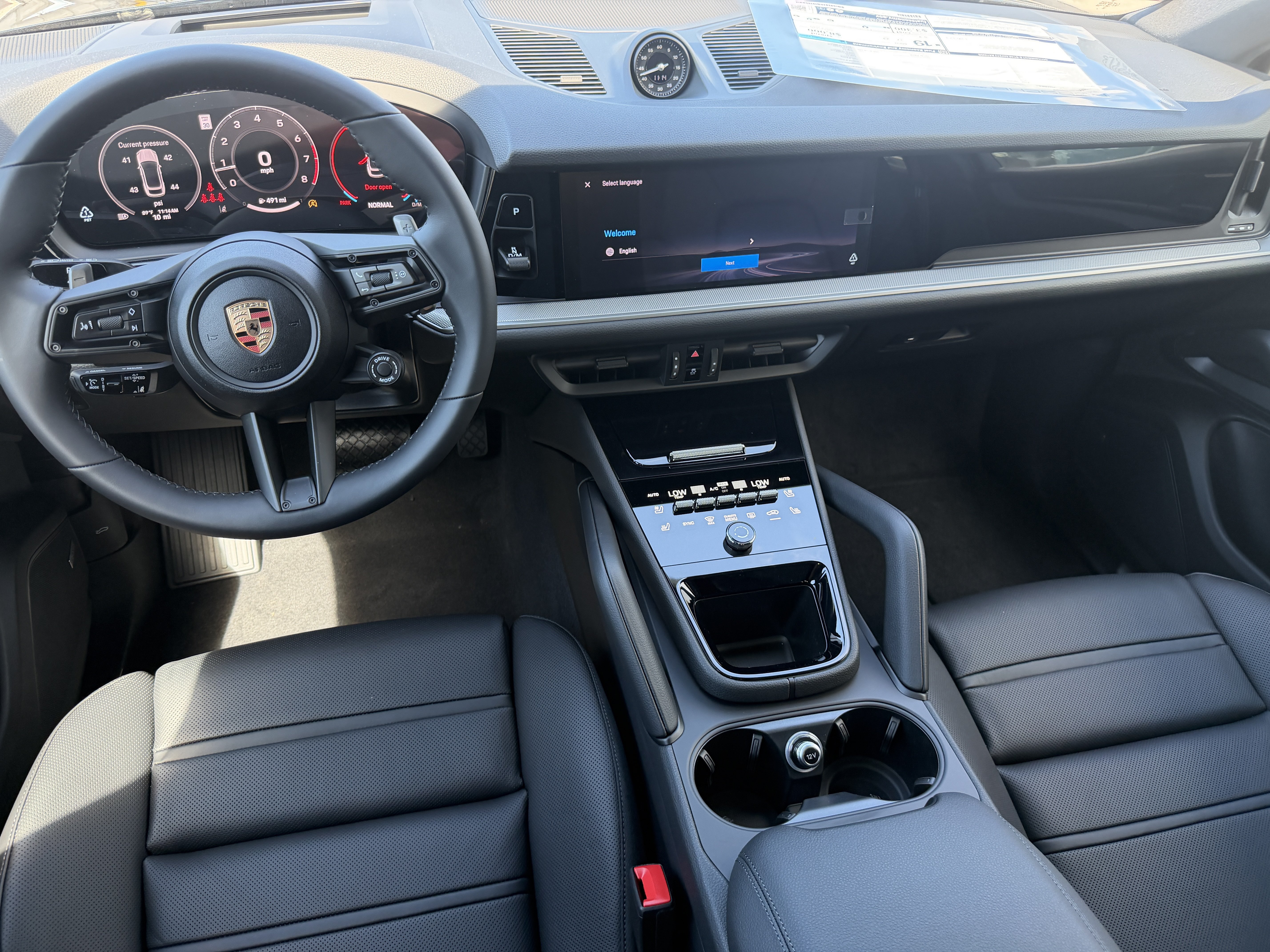New 2026 Porsche Cayenne Coupe AWD/4WD image 16