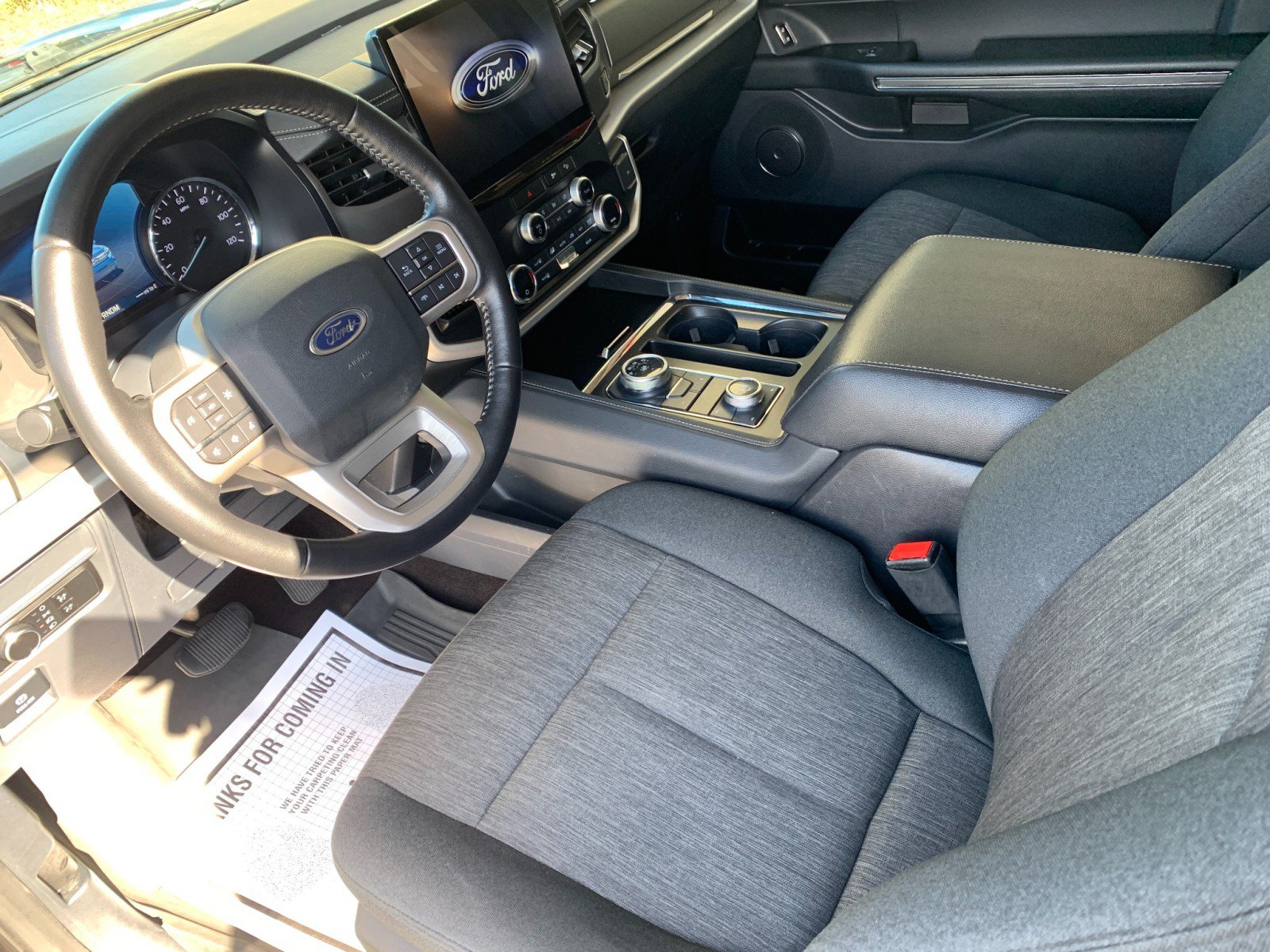 Used 2023 Ford Expedition XLT AWD/4WD image 13