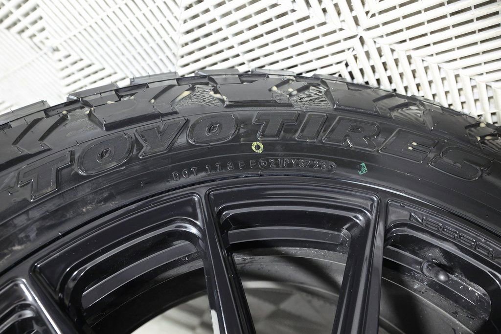 Used 2025 Ford F150 Raptor w/ Equipment Group 803A Raptor R image 52