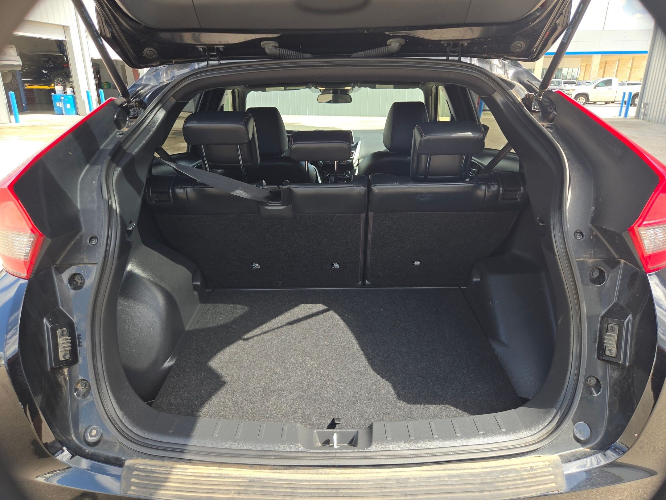 Used 2020 Mitsubishi Eclipse Cross FWD image 21