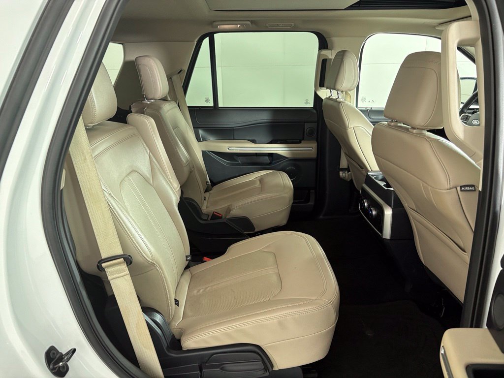 Used 2024 Ford Expedition Limited AWD/4WD image 44