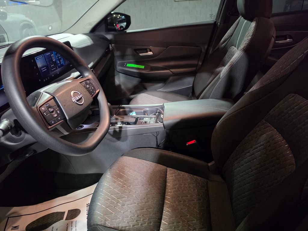 Used 2026 Nissan Sentra SV w/ Floor Mat Package FWD image 14