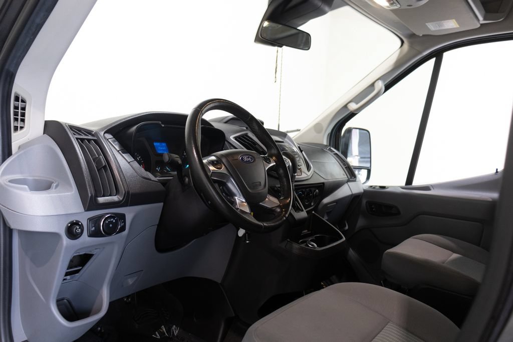 Used 2017 Ford Transit 350 XLT RWD image 17