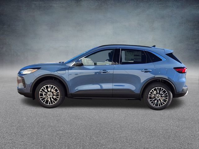 New 2026 Ford Escape SE w/ Class II Trailer Tow Package image 4