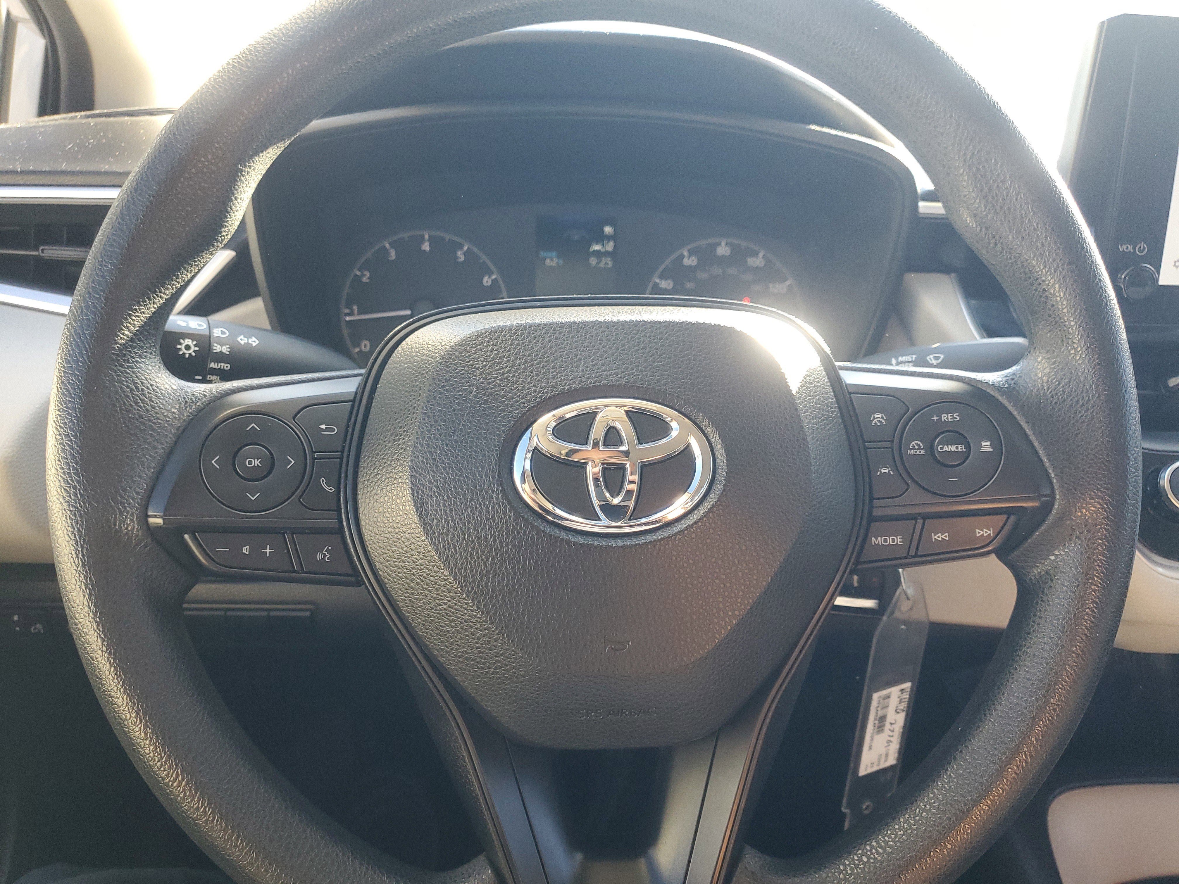 Used 2023 Toyota Corolla LE image 20