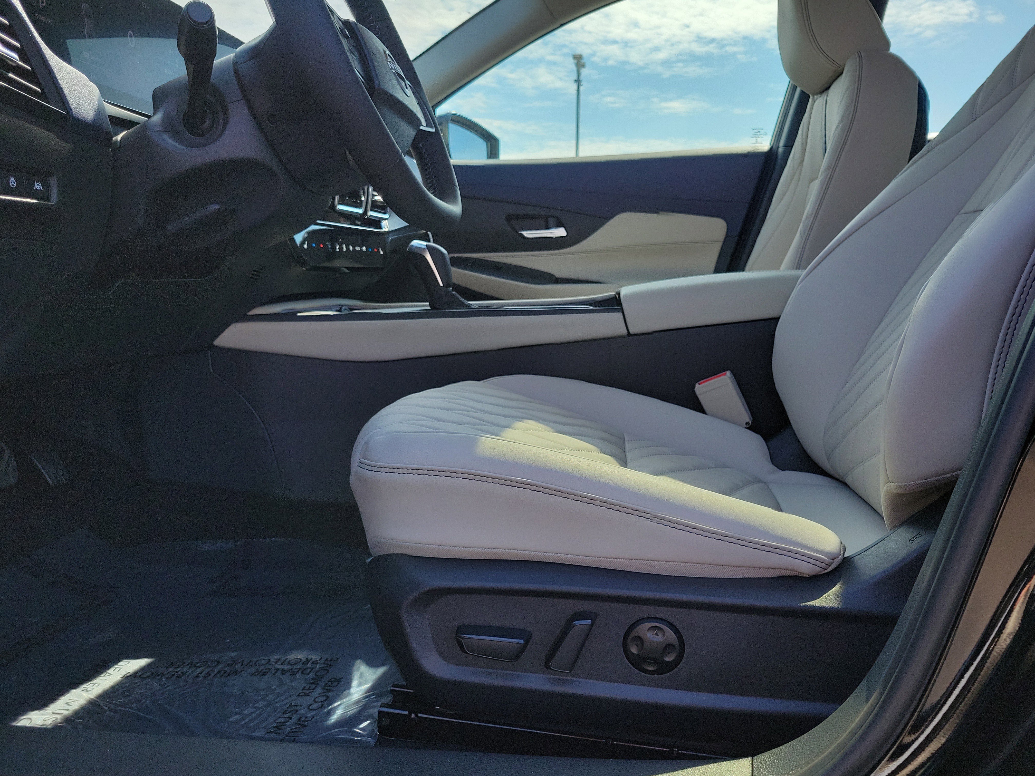 New 2026 Nissan Sentra SL w/ Floor Mat Package FWD image 16