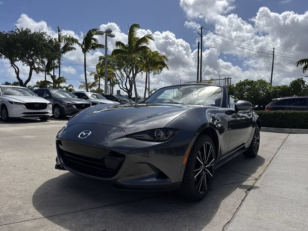 New 2026 MAZDA MX-5 Miata Grand Touring RWD image 31