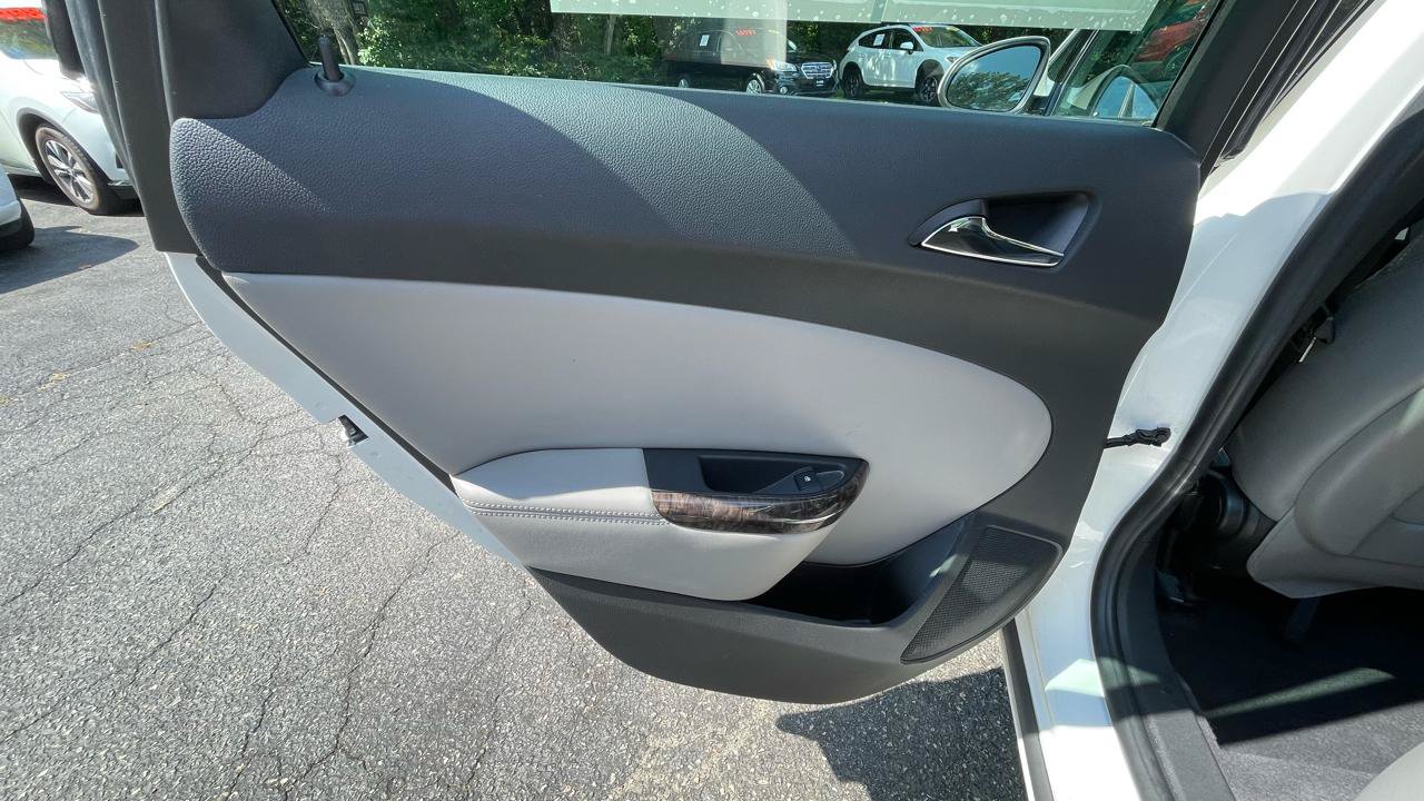 Used 2012 Buick Verano FWD image 20