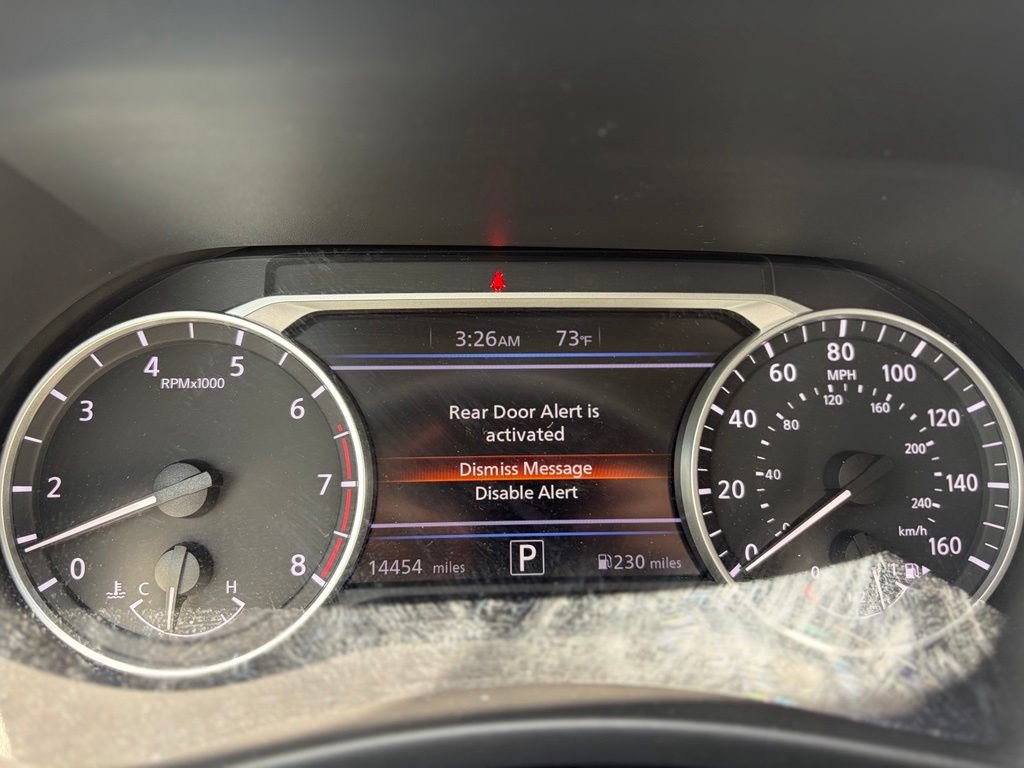 Used 2023 Nissan Sentra SR w/ SR Premium Package FWD image 30