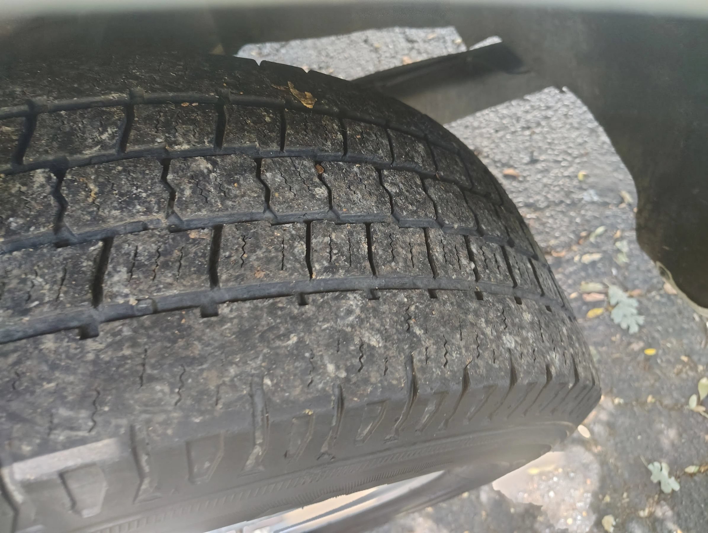 Used 2016 Ford F350 XL w/ Power Equipment Group RWD image 4