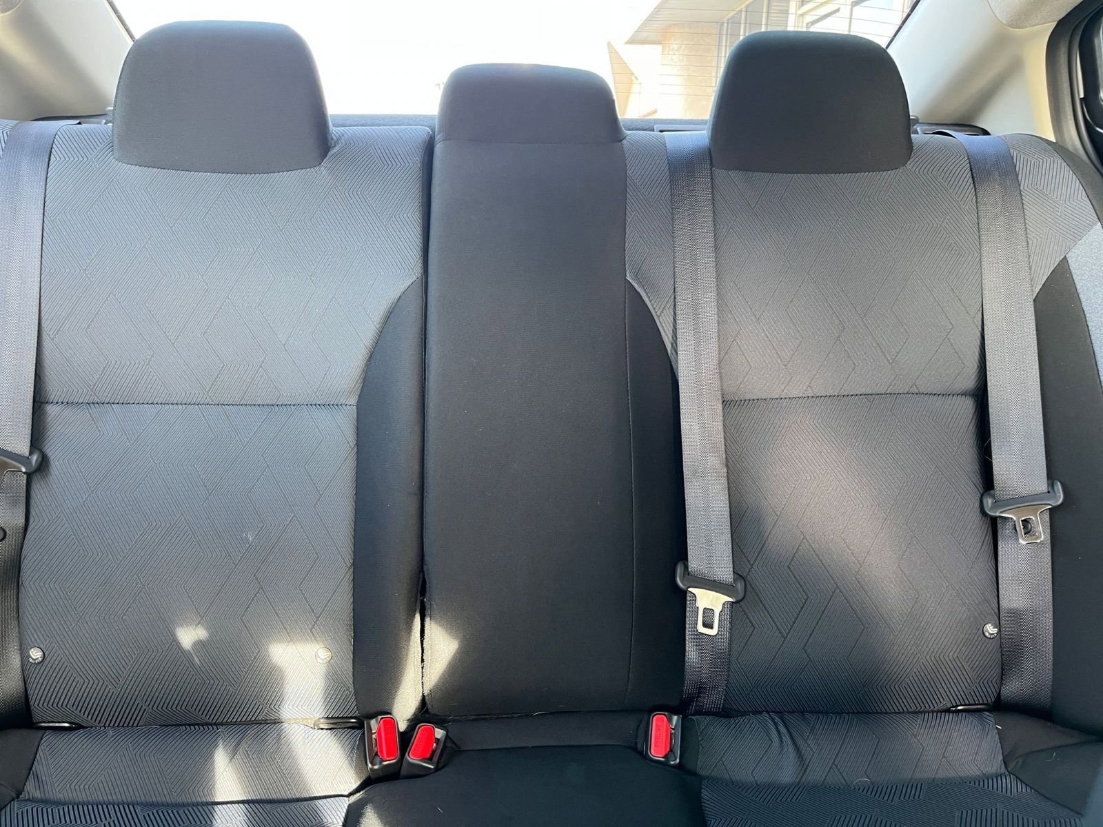 Used 2025 Nissan Versa SV image 36