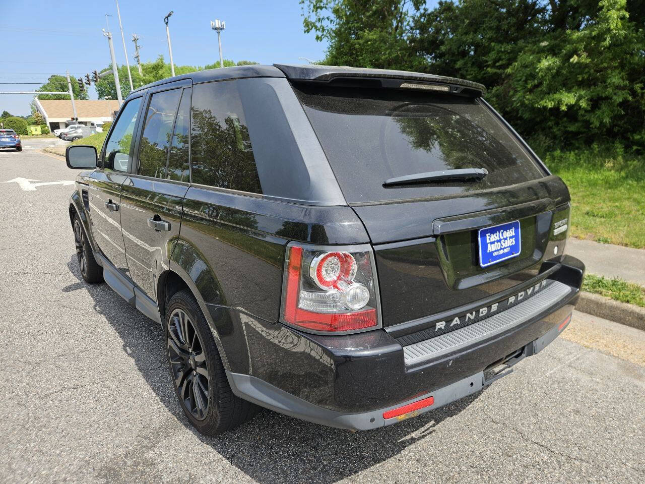 Used 2011 Land Rover Range Rover Sport HSE LUX AWD/4WD image 4