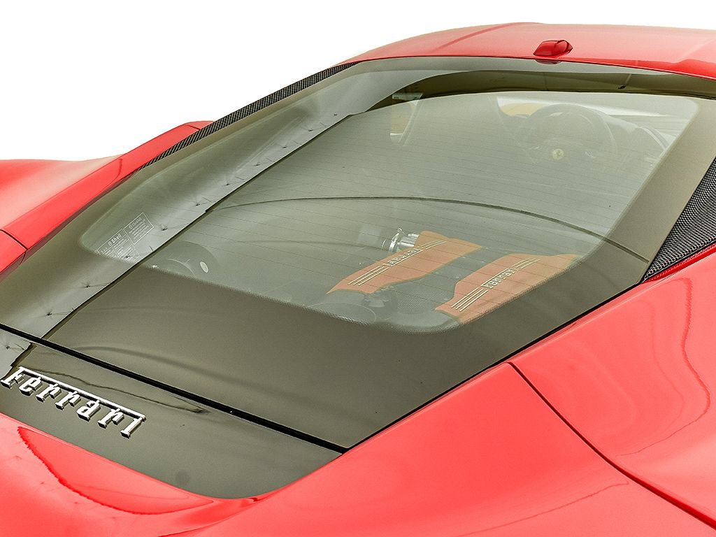 Certified 2018 Ferrari 488 GTB RWD image 33